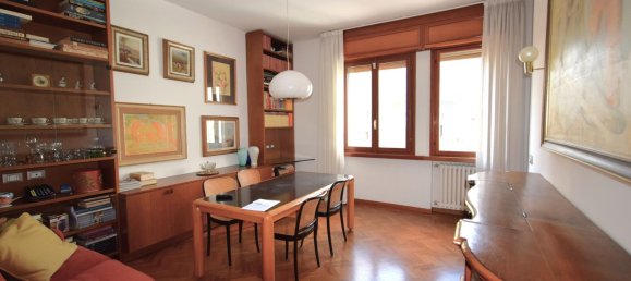 Квартира с 4 комнатами в Парма, Италия № 94415 12