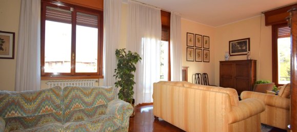 Квартира с 4 комнатами в Парма, Италия № 94415 10