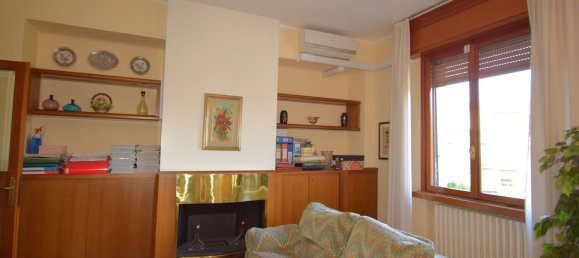 Квартира с 4 комнатами в Парма, Италия № 94415 9