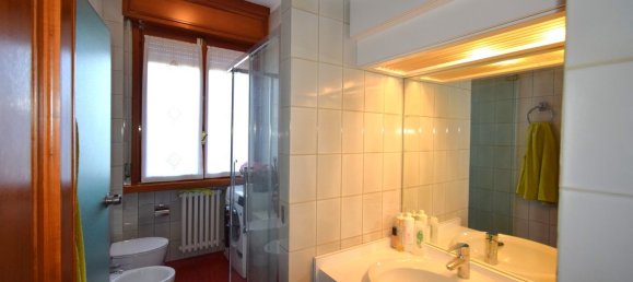 Квартира с 4 комнатами в Парма, Италия № 94415 22