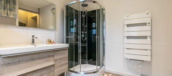 5 bedrooms House in Sucy-en-Brie, France No. 185160 10