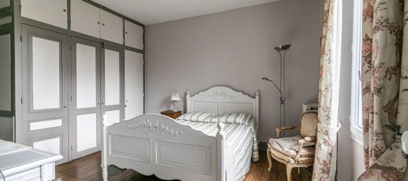 5 bedrooms House in Sucy-en-Brie, France No. 185160 15