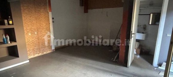 1 room Commercial property in Monza, Italy No. 14513 5