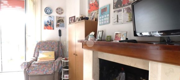 4 rooms Apartment in Terni, Italy No. 107693 2