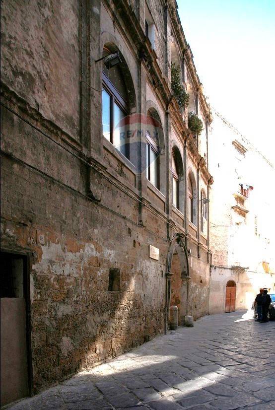 Apartamento T2 em Bari, Italy N.º 285082