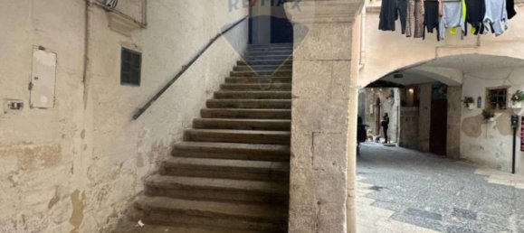 Apartamento T2 em Bari, Italy N.º 285082 9