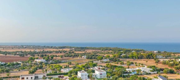 3 Schlafzimmer Villa in Monopoli, Italy, Nr. 58695 4