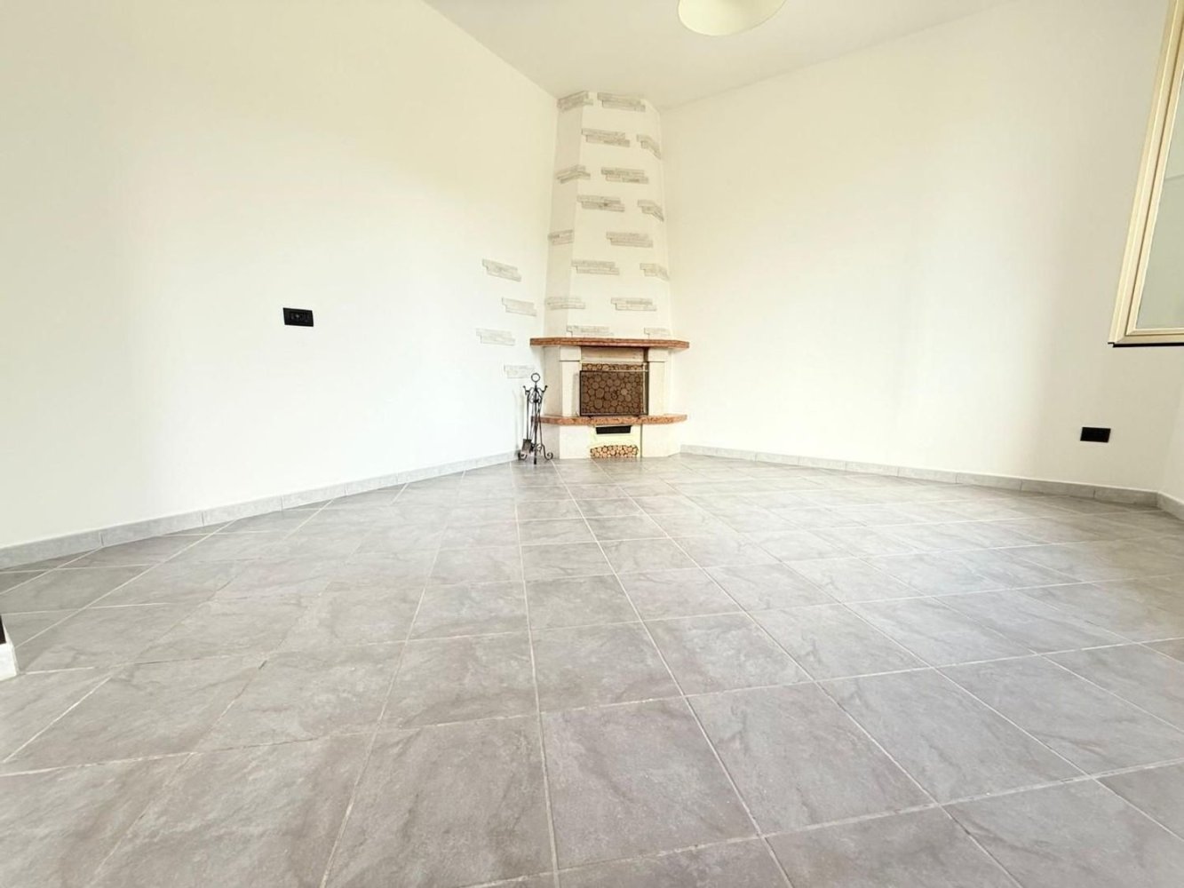 Villa de 3 divisões em Massa, Italy N.º 284398