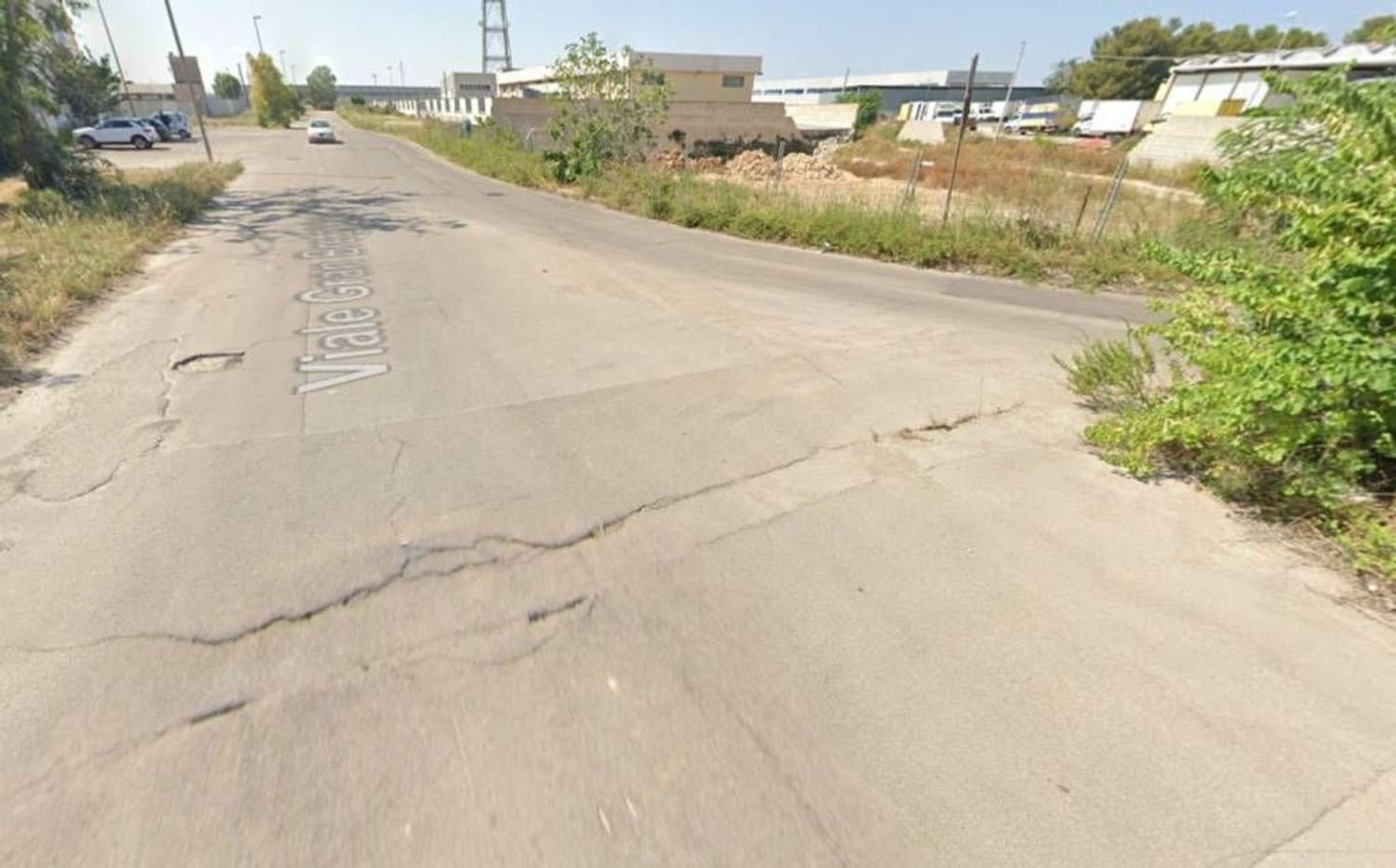 3 rooms Apartment in Lecce, Italy No. 11344