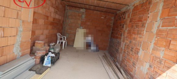 Villa de 4 habitaciónes en Loro Ciuffenna, Italy No. 4769 19