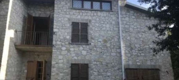 9-Zimmer Villa in Spoleto, Italy, Nr. 44837 2