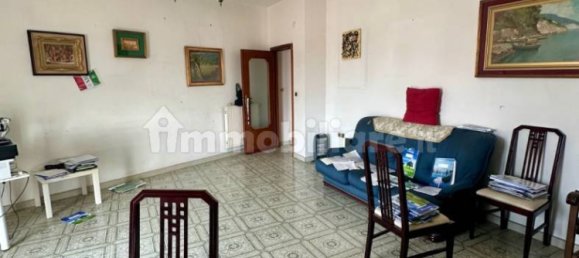 3 bedrooms Apartment in Naples, Italy No. 191919 20