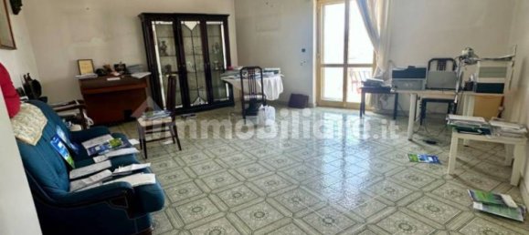 3 bedrooms Apartment in Naples, Italy No. 191919 18