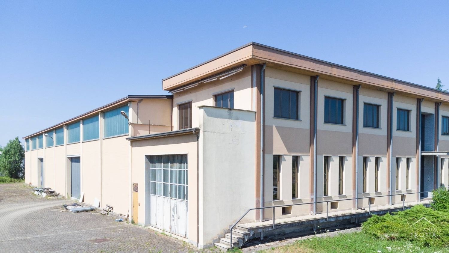 3000m² Warehouse in Castelletto d'Orba, Italy No. 266141