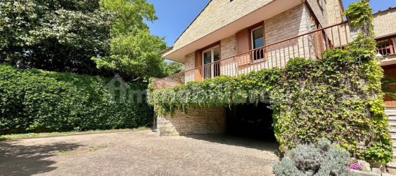 7 bedrooms Villa in Rome, Italy No. 46805 44