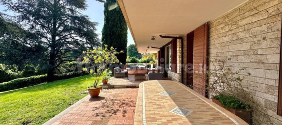 7 bedrooms Villa in Rome, Italy No. 46805 13