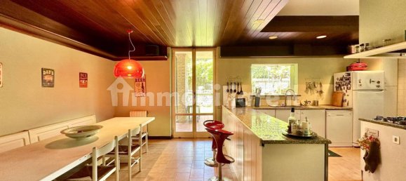 7 bedrooms Villa in Rome, Italy No. 46805 15