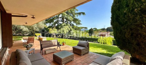 7 bedrooms Villa in Rome, Italy No. 46805 2