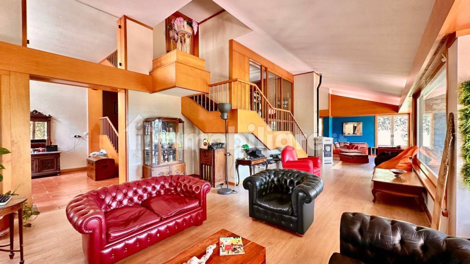 7 bedrooms Villa in Rome, Italy No. 46805