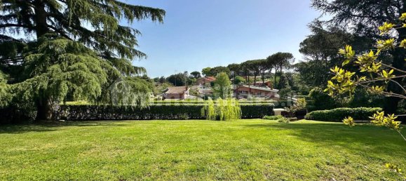 7 bedrooms Villa in Rome, Italy No. 46805 6