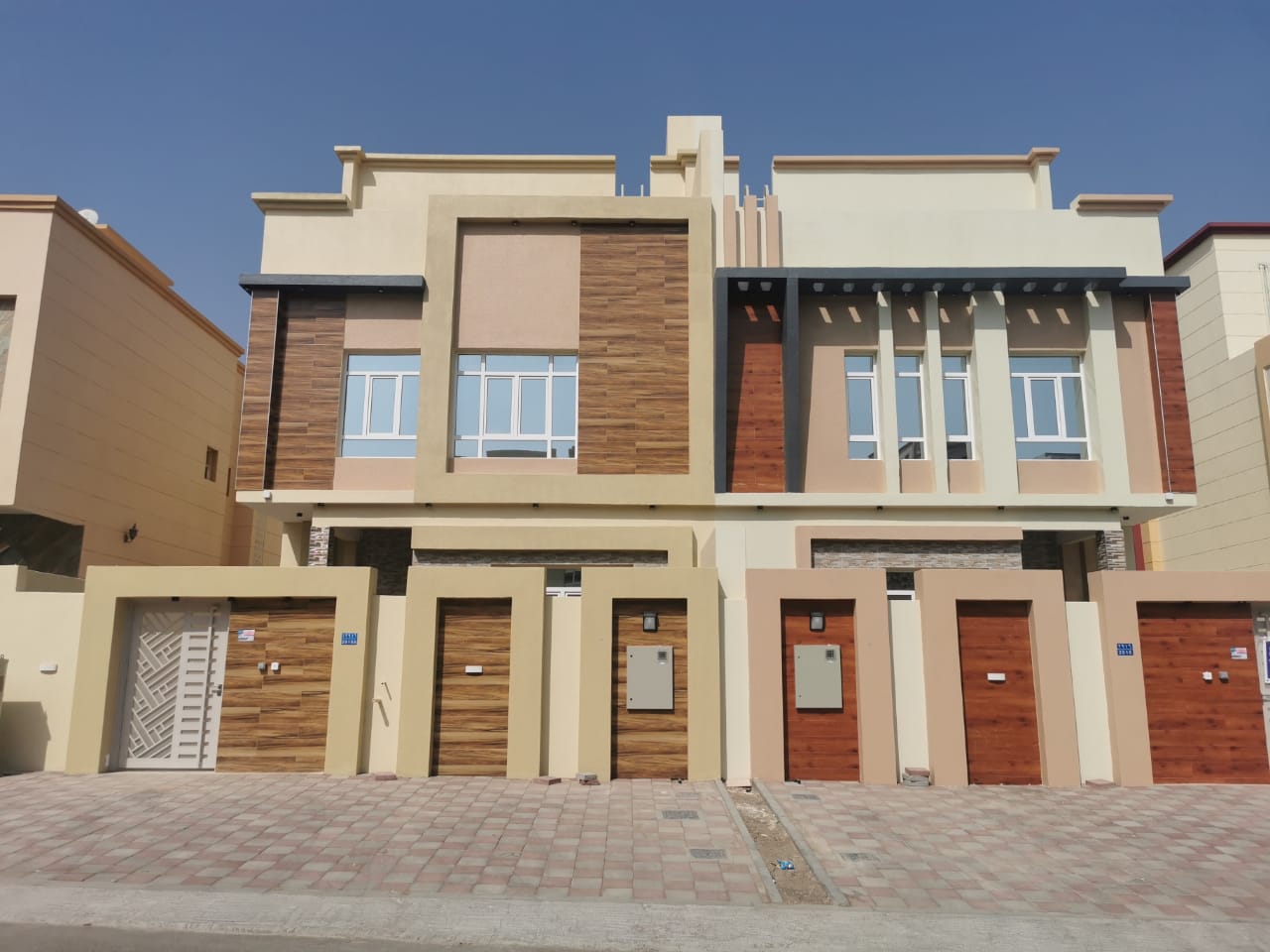 7 bedrooms Villa in Ghala, Oman No. 1382