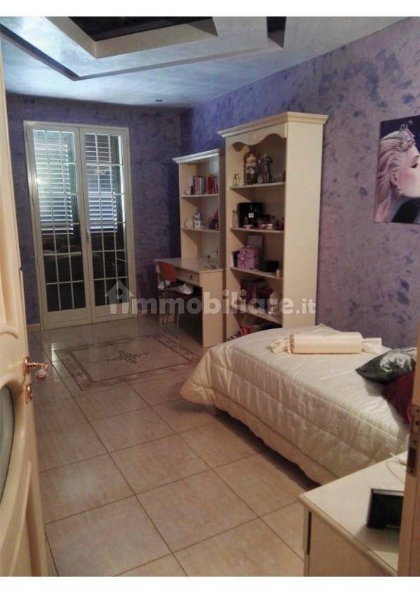 5 rooms Apartment in Castel di Iudica, Italy No. 370023