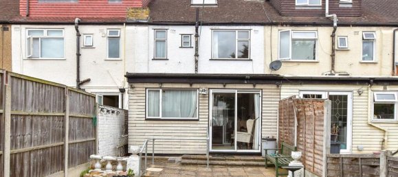 2 bedrooms House in Essex, United Kingdom No. 4141 8