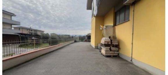 95m² Commercial property in Agliana, Italy No. 336050 4