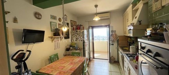 Квартира с 3 спальнями в Мессина, Италия № 375056 11