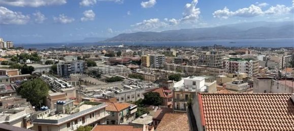 Квартира с 3 спальнями в Мессина, Италия № 375056 22