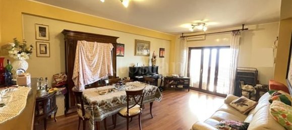 Квартира с 3 спальнями в Мессина, Италия № 375056 4