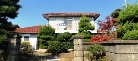 5 bedrooms House in Yamaguchi, Japan No. 9502 2