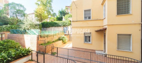 4 Schlafzimmer Wohnung in Perugia, Italy, Nr. 371225 26