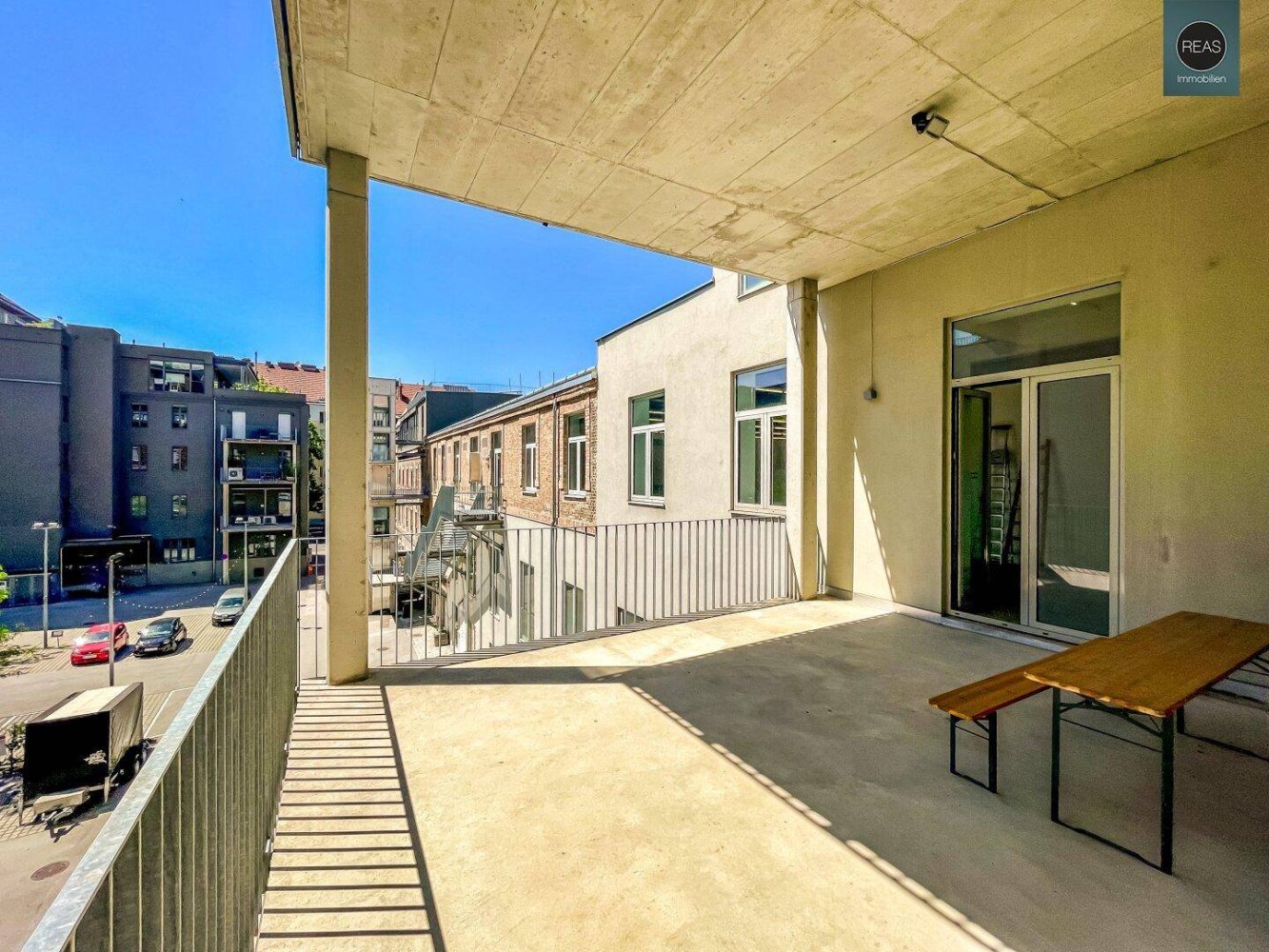 Büro in Favoriten, Austria 404m², Nr. 230554