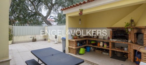 4 غرف نوم منزل في Seixal, Portugal رقم 14849 40