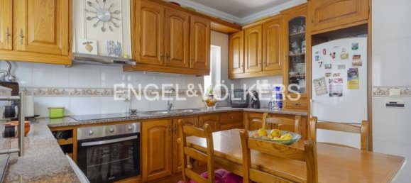 4 bedrooms House in Seixal, Portugal No. 14849 18