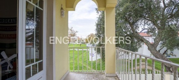 4 bedrooms House in Seixal, Portugal No. 14849 24