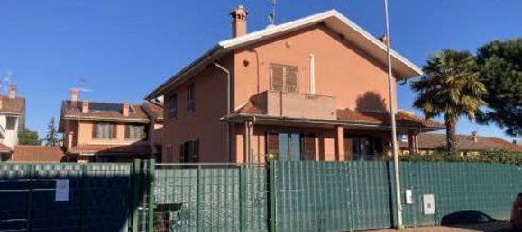 5-salle Appartement à Noviglio, Italy No. 3247 2