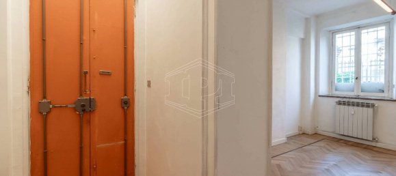 2 bedrooms Apartment in Turin, Italy No. 339603 17
