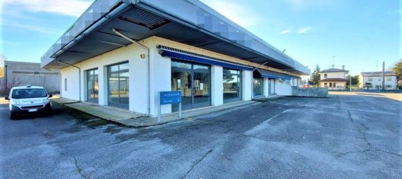 Lagerhaus in Codigoro, Italy 1339m², Nr. 376337 6