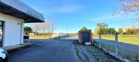 Lagerhaus in Codigoro, Italy 1339m², Nr. 376337 8