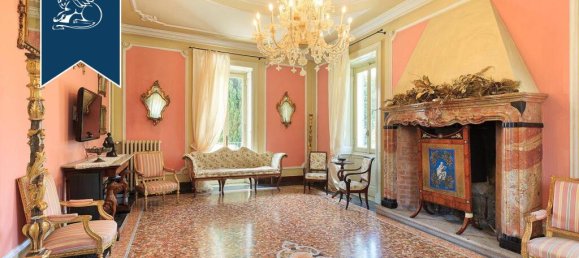10 bedrooms Villa in Anzano del Parco, Italy No. 381101 7