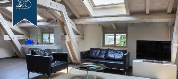 10 bedrooms Villa in Anzano del Parco, Italy No. 381101 18