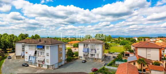 3 rooms Apartment in Villastellone, Italy No. 305168 12