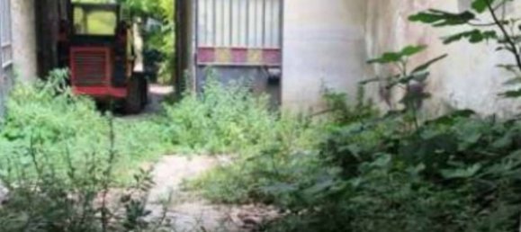 537m² Commercial property in Catignano, Italy No. 377154 12