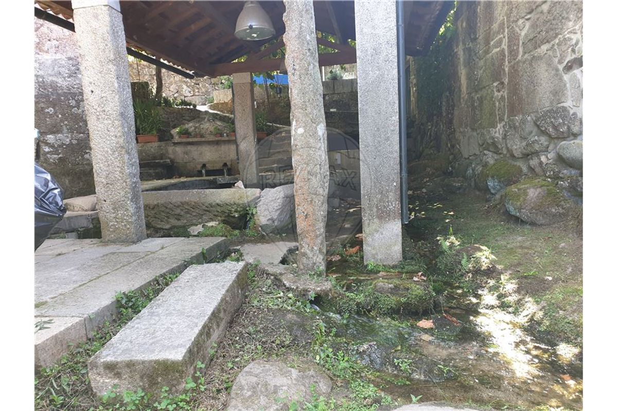 2 bedrooms House in Lindoso, Portugal No. 19729