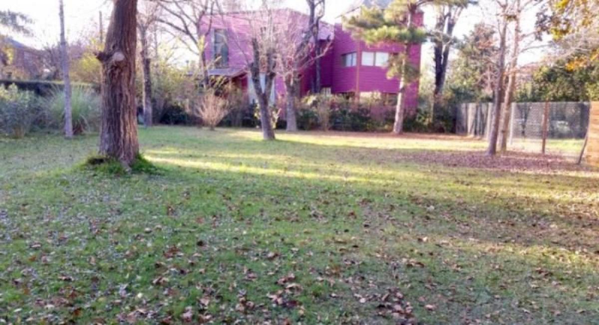  Land in Escobar, Argentina No. 115908