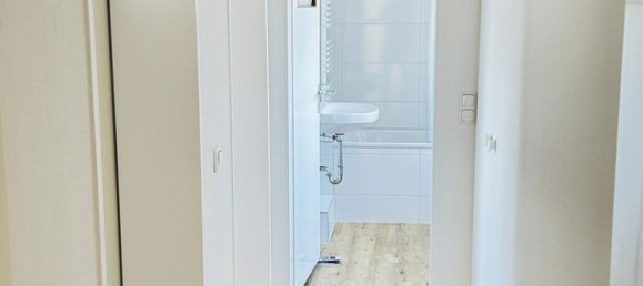 Квартира с 3 комнатами в Вильгельмсхафен, Германия № 47779 4