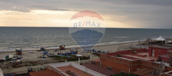 Квартира с 2 спальнями в Помеция, Италия № 55167 17