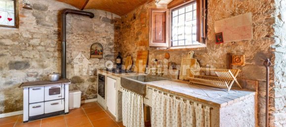 10 غرف نوم منزل في Terranuova Bracciolini, Italy رقم 228490 30